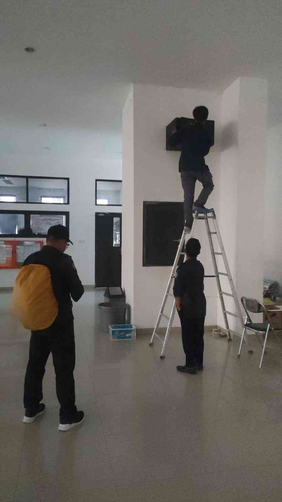 Gerak Cepat, UPA TIK Tindak Lanjuti Laporan Gangguan Jaringan Internet di Fakultas Pertanian dan Kehutanan